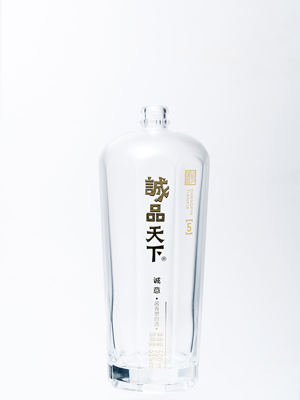 誠(chéng)品天下晶白料酒瓶